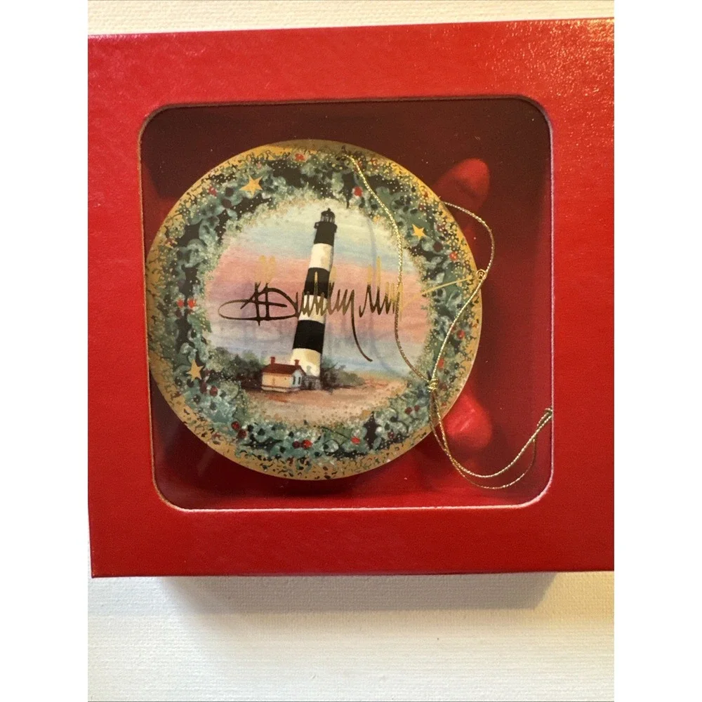 P.‎ Buckley Moss Rare Porcelain Ornament COA Bodie Lighthouse A2283/5000